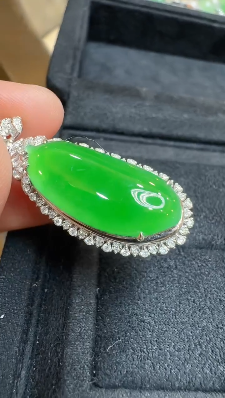 【闪购商品】翡翠吊坠(不含链)18K金镶嵌多样性团购发一件