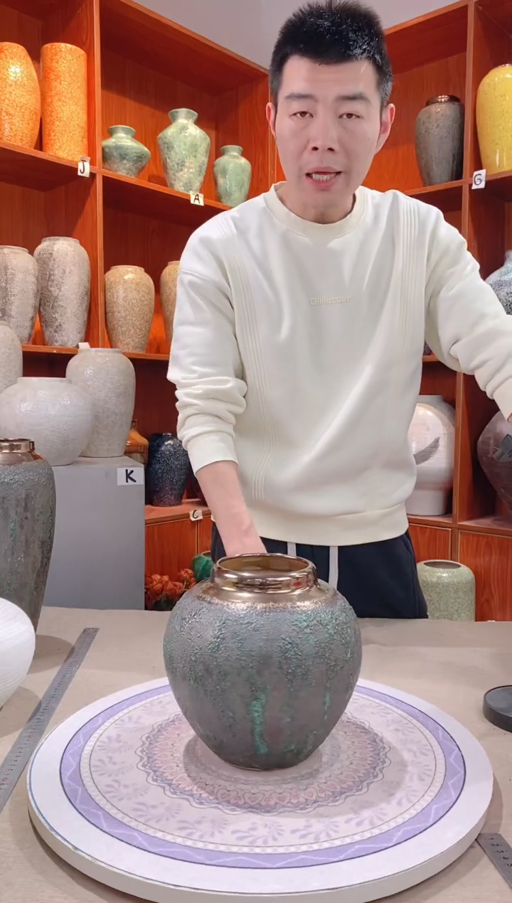 【闪购商品】瓶青铜 小号 陶瓷花瓶 无花