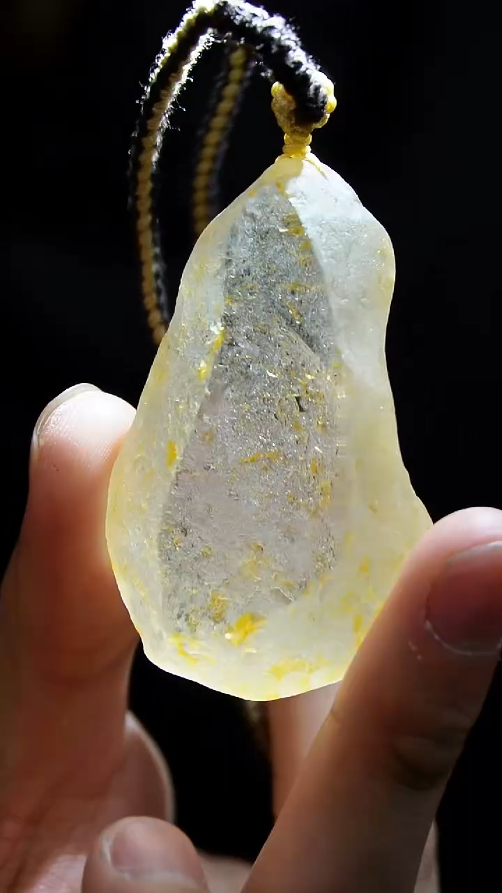 吊坠(赠链)未镶嵌水晶水晶