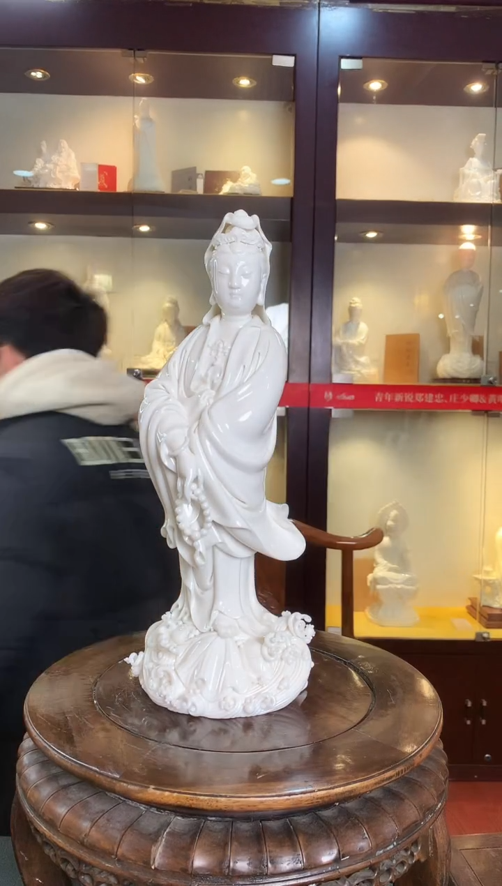 【闪购商品】摆件立荷观音 德化白瓷  