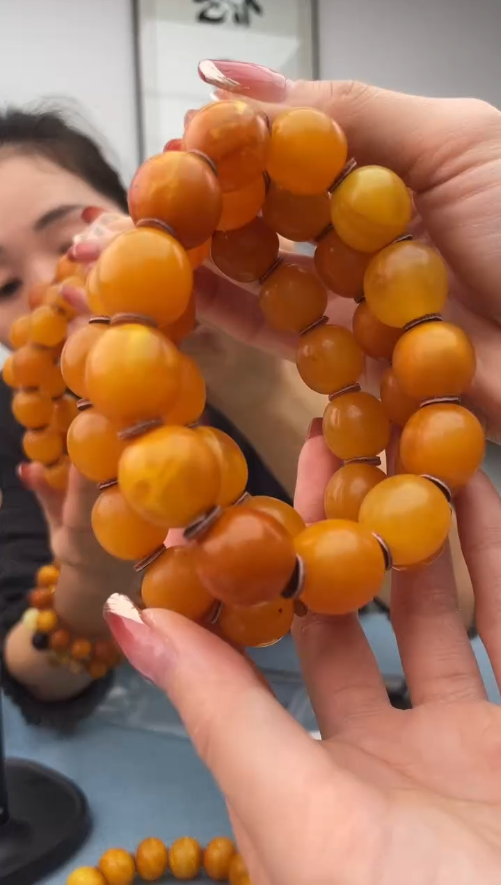 【闪购商品】蜜蜡珠宝奇石未镶嵌微瑕多样性发其一假一罚十，036.16