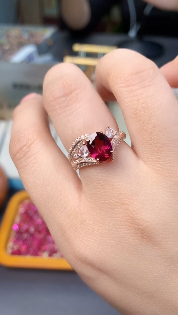 【闪购商品】石榴石戒指银S925镶嵌天然镁铝