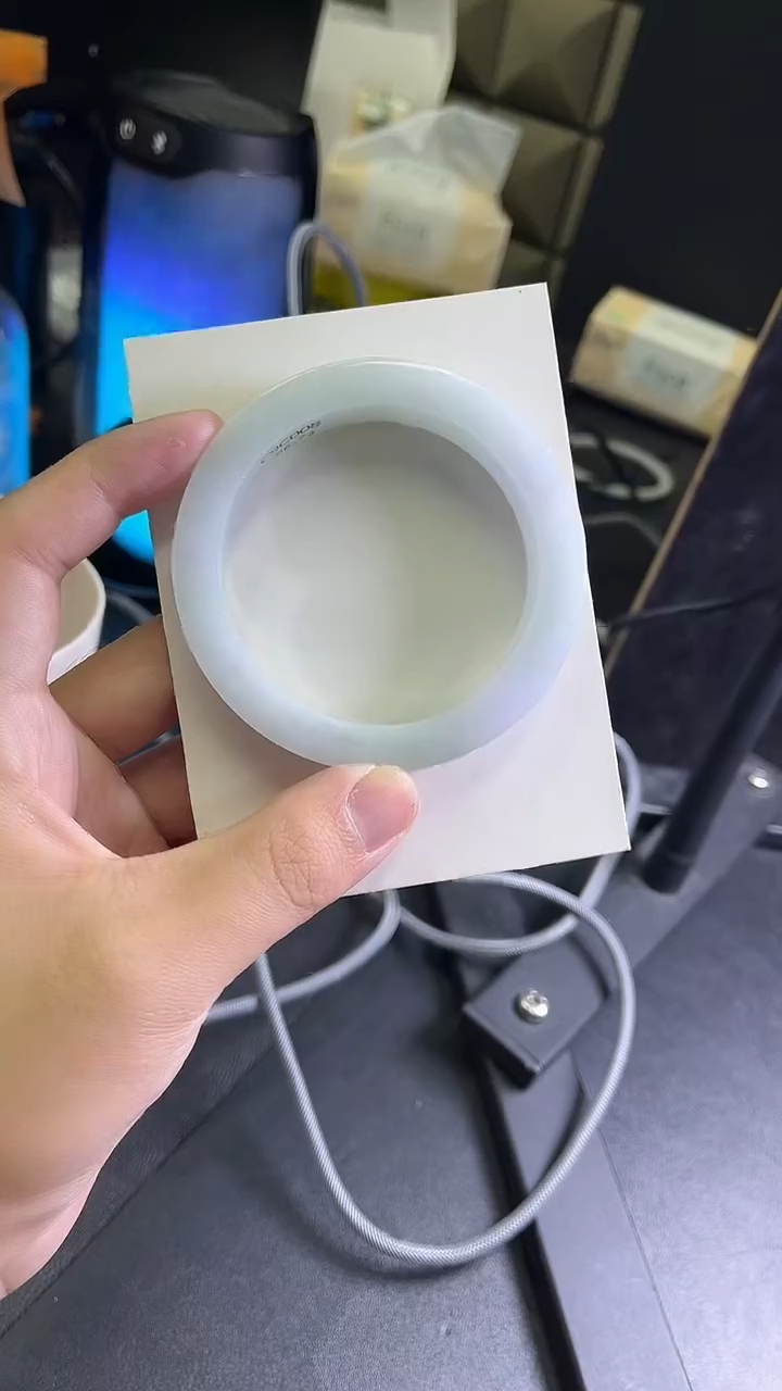 未镶嵌手镯定制翡翠小*玲定制