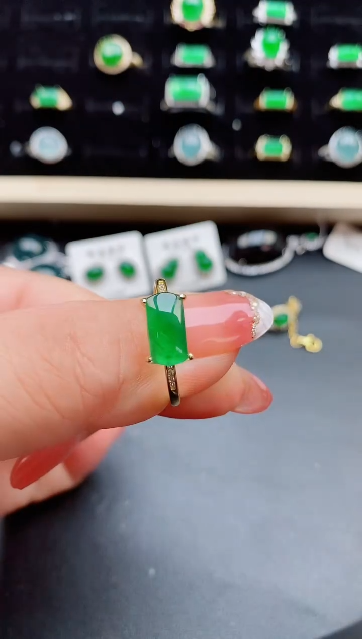 【闪购商品】翡翠戒指银S925镶嵌50805