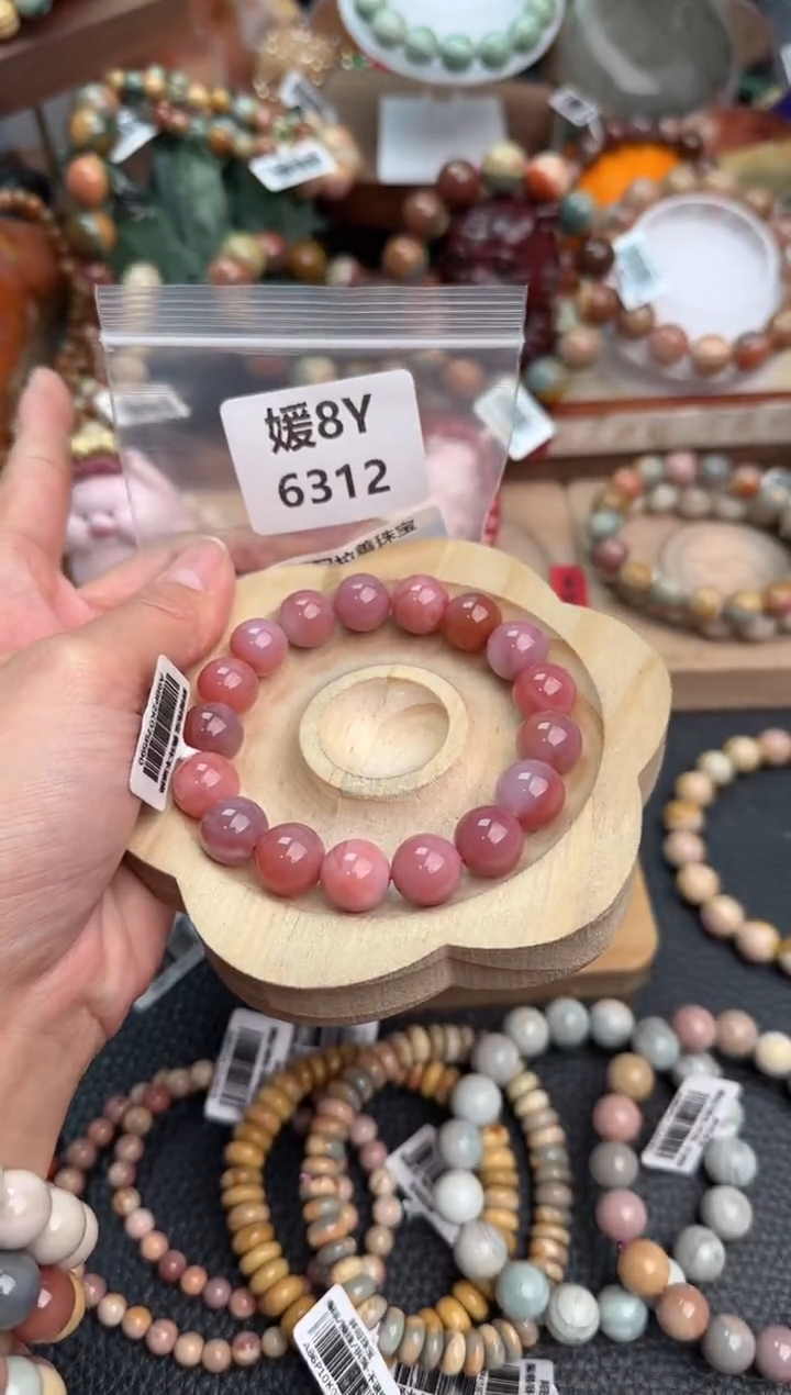 【闪购商品】石英质玉手链未镶嵌8Y6312