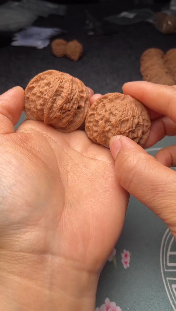 把件文玩核桃w175  平顶43尺