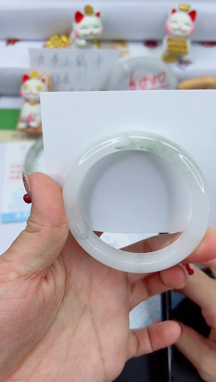 【闪购商品】石英质玉手镯未镶嵌890-54.9