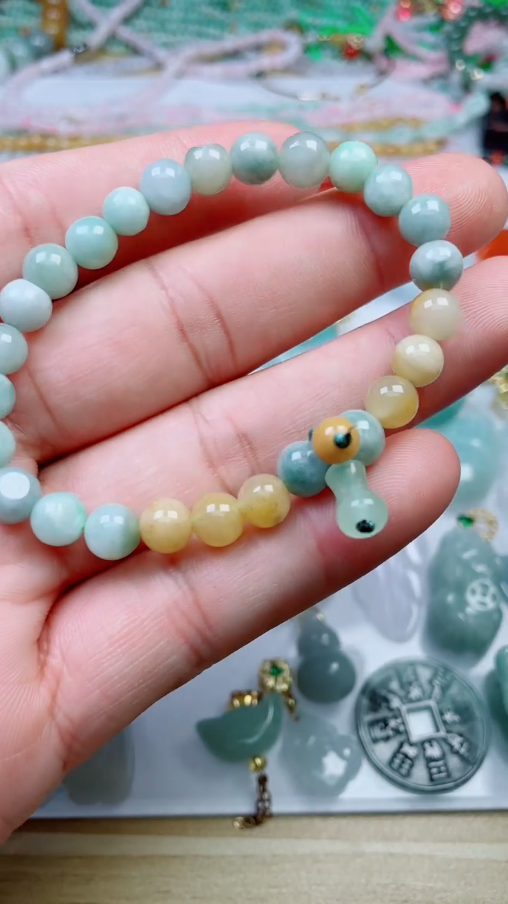 未镶嵌挂件翡翠1