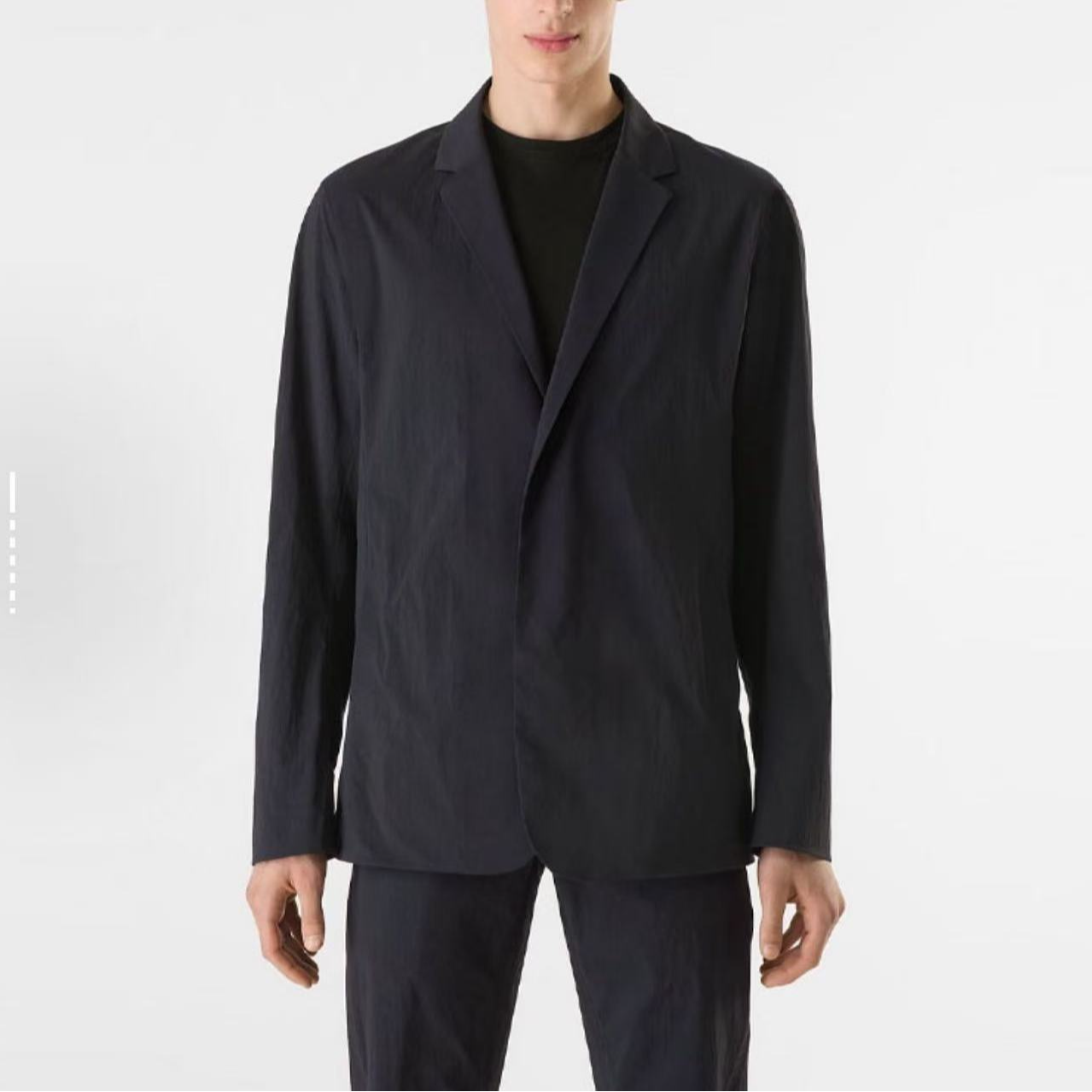 始祖鸟 Blazer LT Veilance商务系列纯色防风防水V领西装 男款
