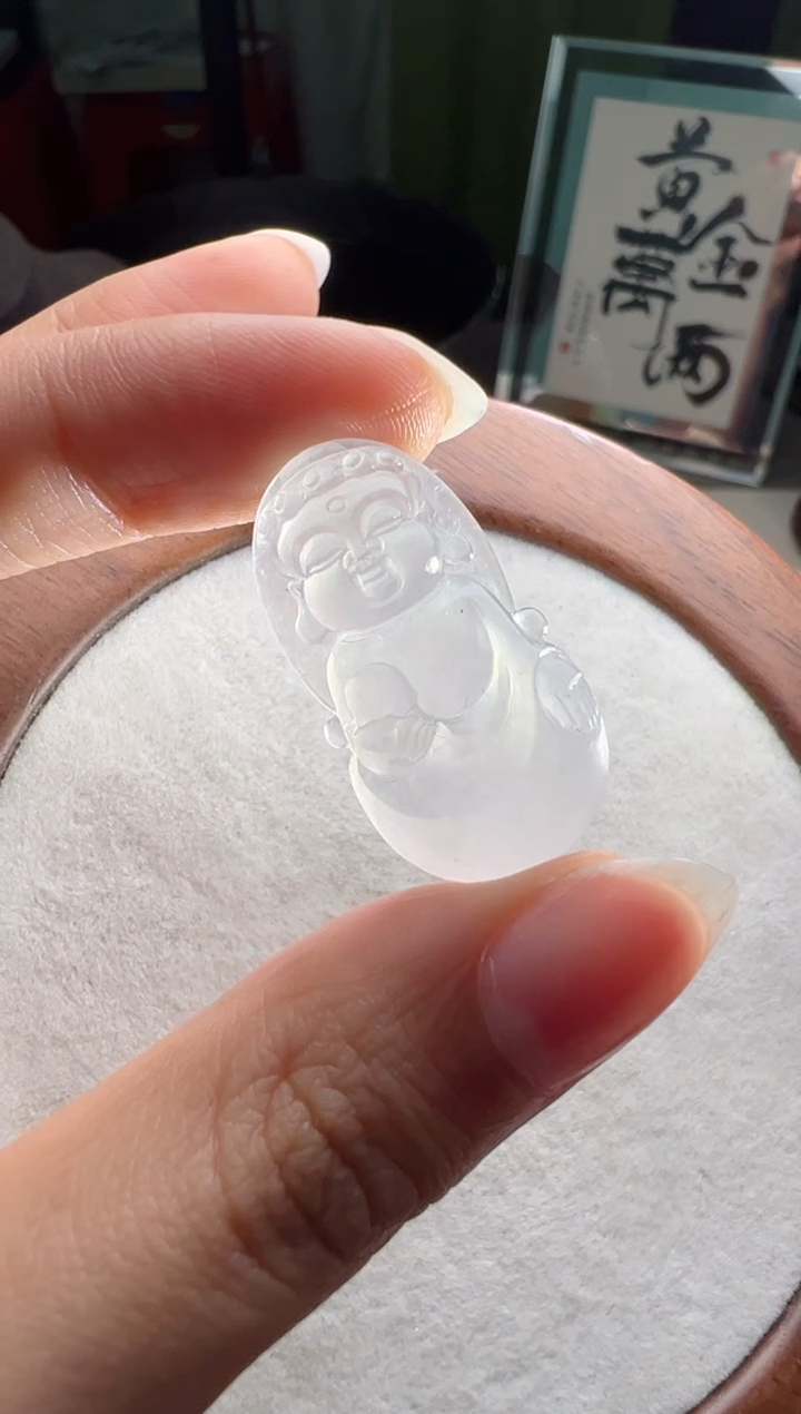 未镶嵌定制翡翠白冰宝宝佛