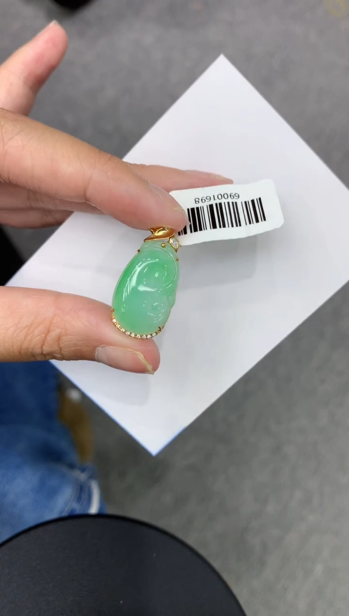 【闪购商品】翡翠颈饰18K金镶嵌111111111111