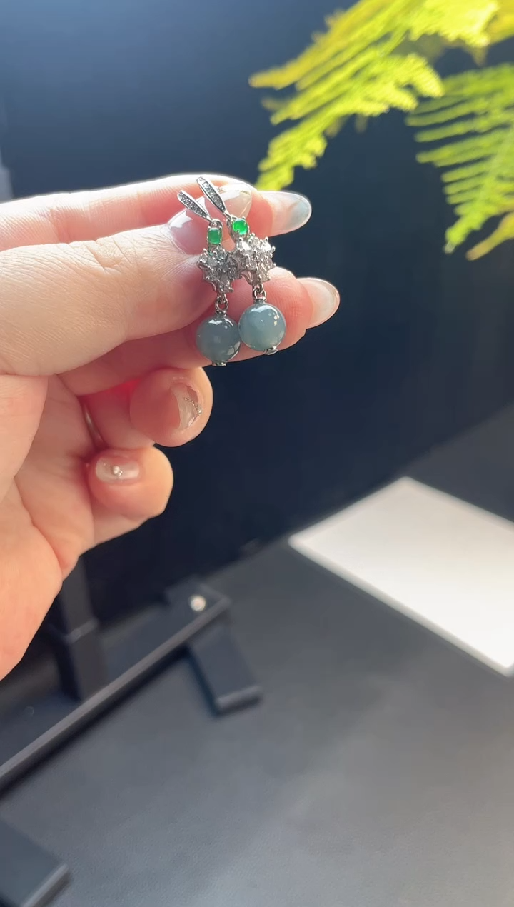 未镶嵌翡翠耳饰翡翠