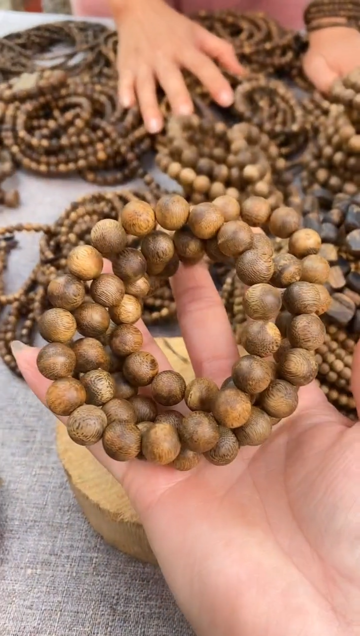 【闪购商品】沉香手串1.1圆珠单圈棋楠手串多样性发一