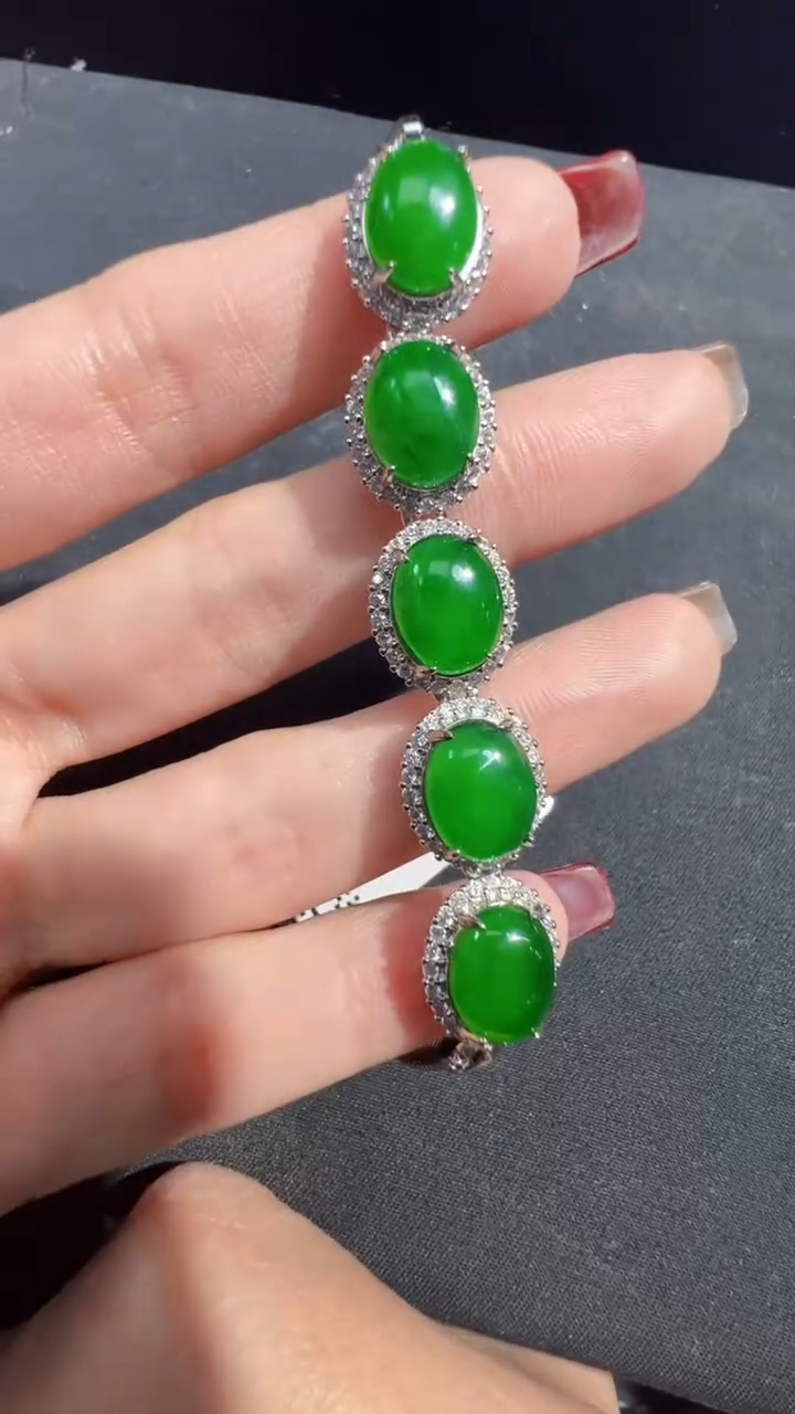 【闪购商品】定制翡翠未镶嵌手链商品多样性发货1