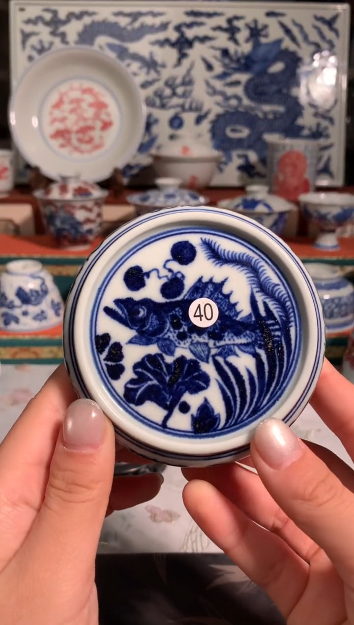 蓝**员青花鱼藻盖置额额额