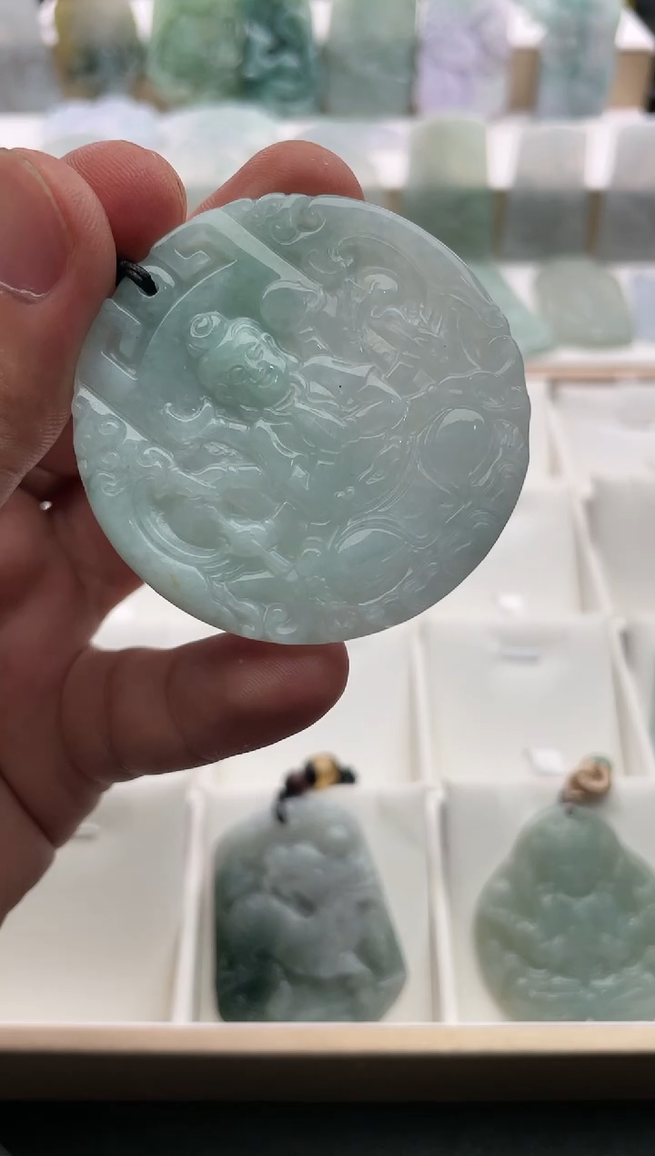 【闪购商品】翡翠颈饰未镶嵌..../2/15/ 116