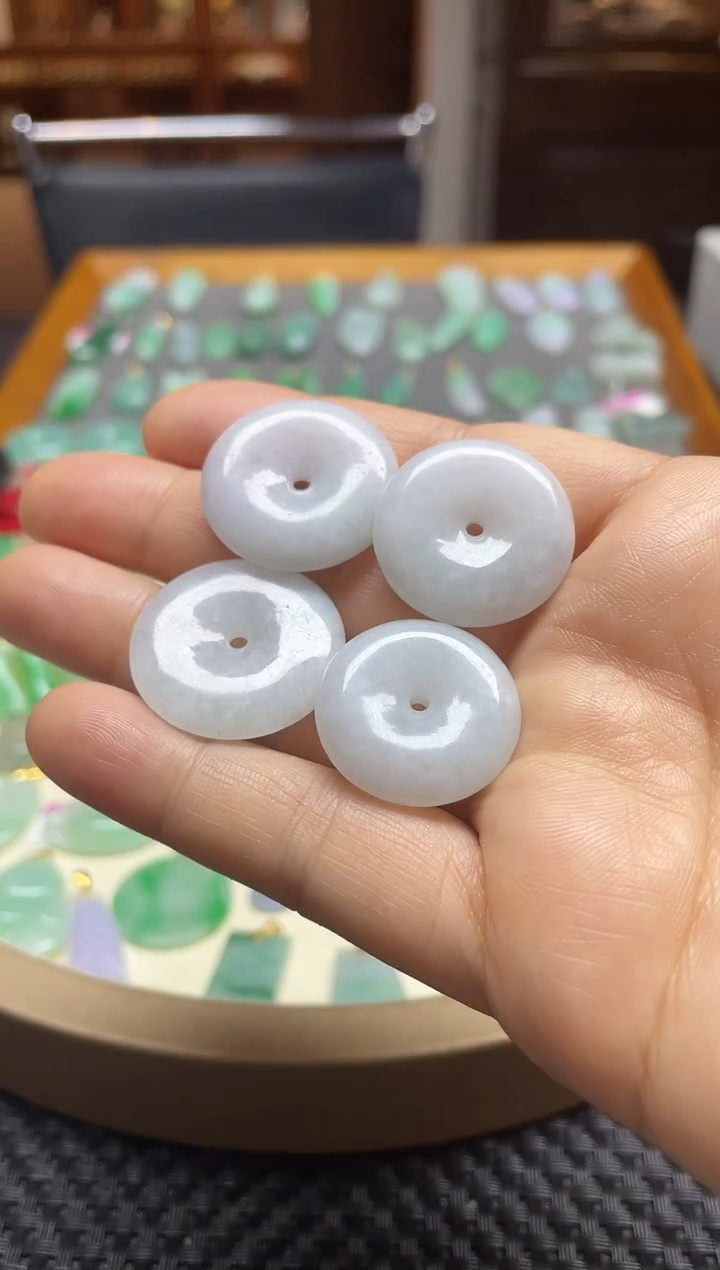 【闪购商品】翡翠颈饰未镶嵌平安扣（多样性，发其一）