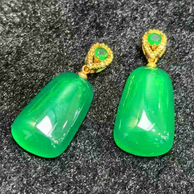 江德洋珠宝ST7931皇家翠灵玉玛瑙绿无事牌-配皮绳-多样性只发一件