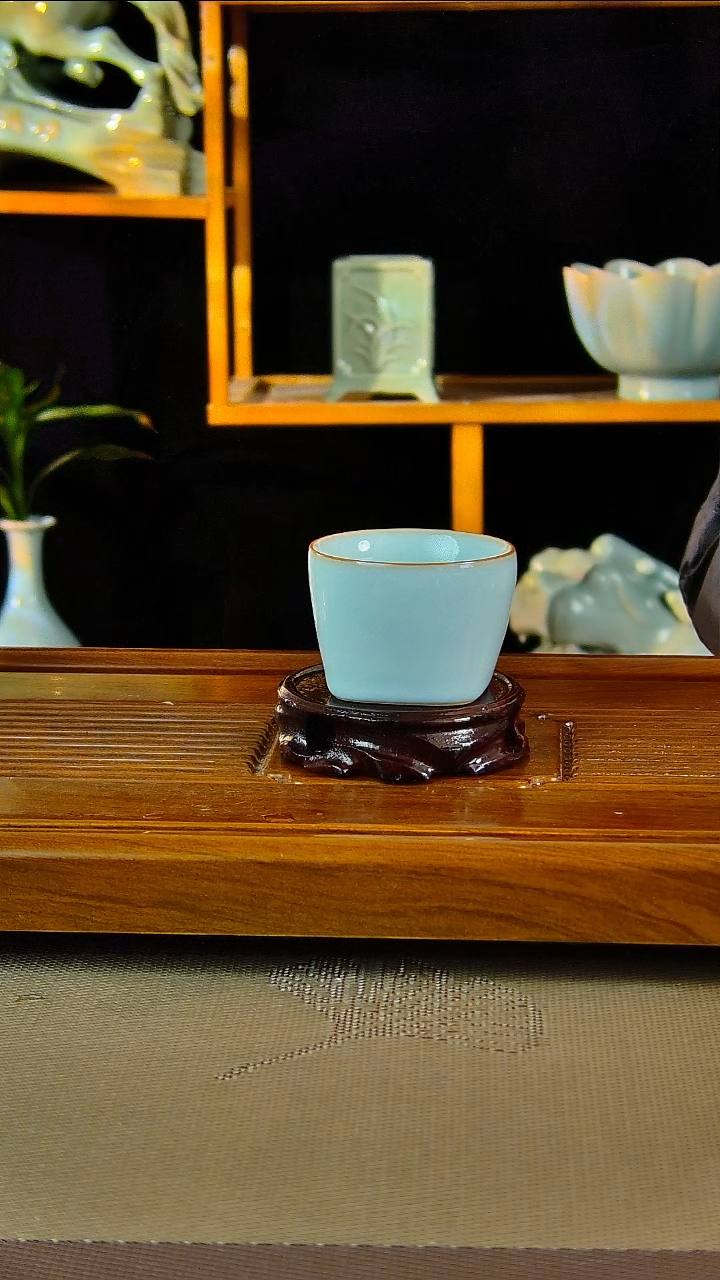 【闪购商品】婷婷专属闪购原款原釉汝瓷福利杯