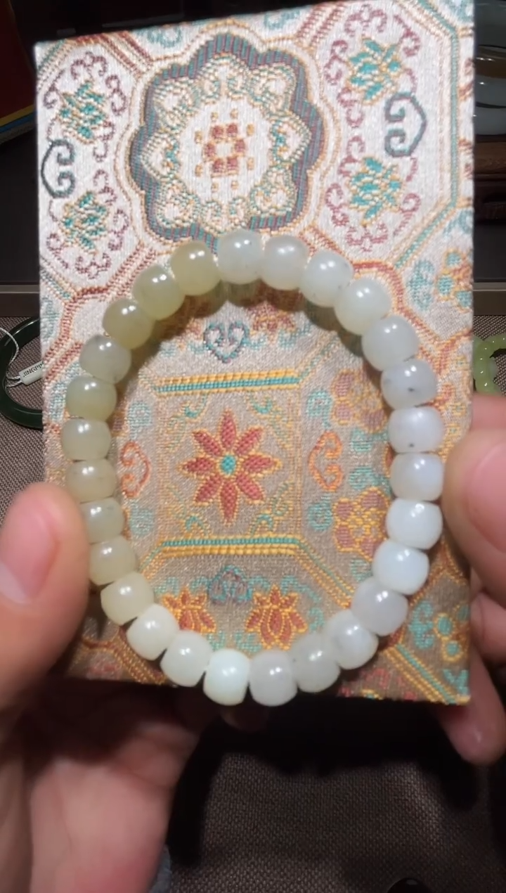 未镶嵌手串和田玉手串