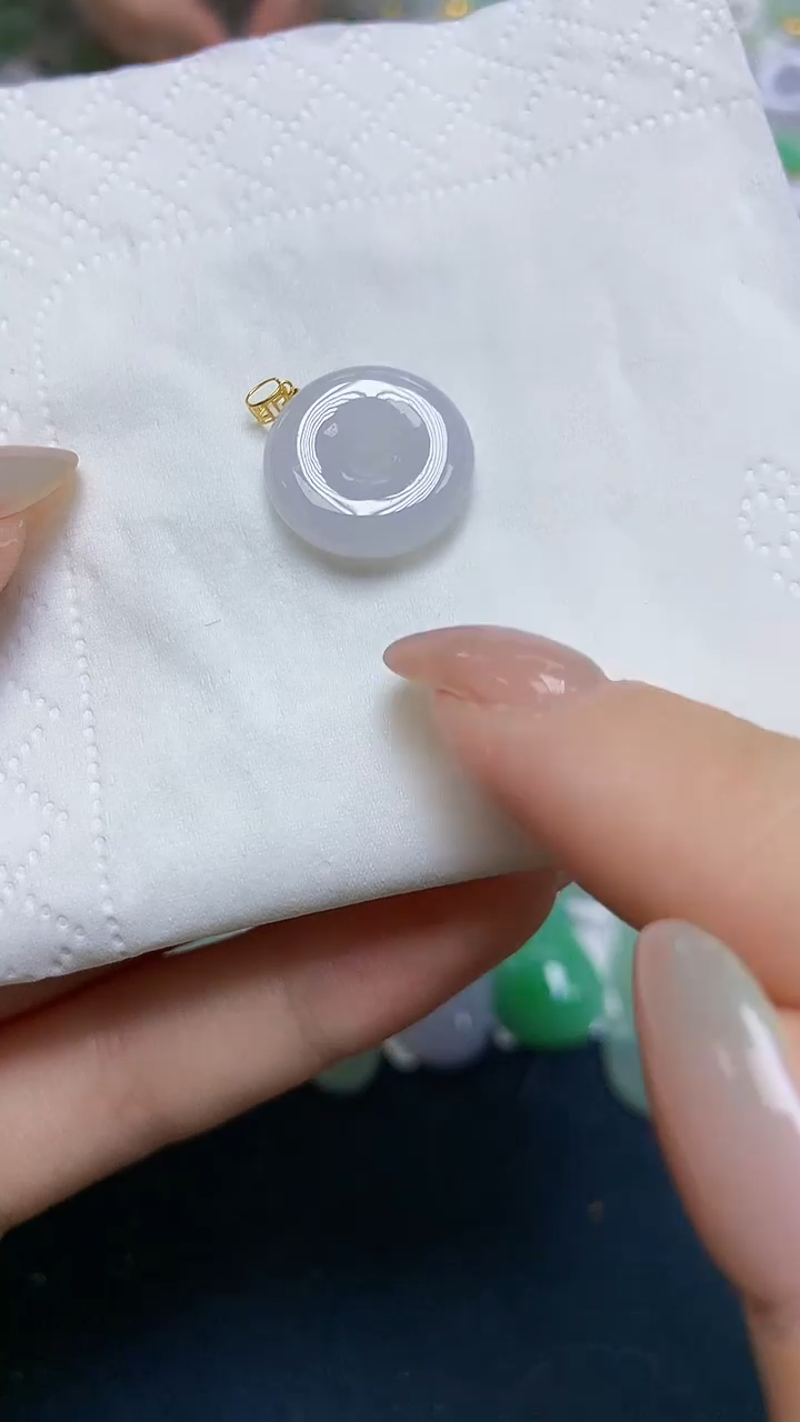 翡翠18K金镶嵌颈饰天然缅甸A货翡翠