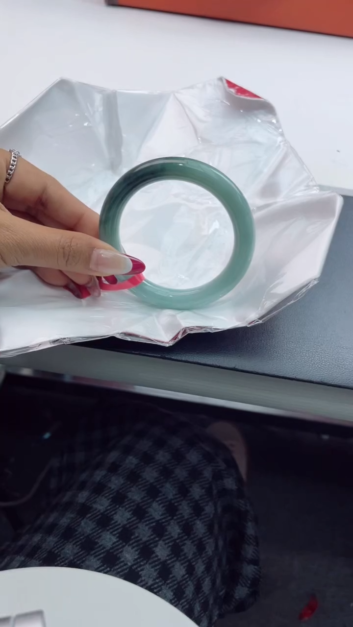 【闪购商品】翡翠手镯未镶嵌6翡翠手镯