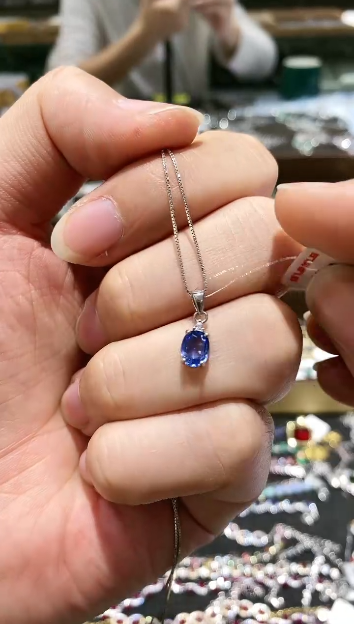 【闪购商品】蓝宝石颈饰银S925镀金镶嵌吊坠