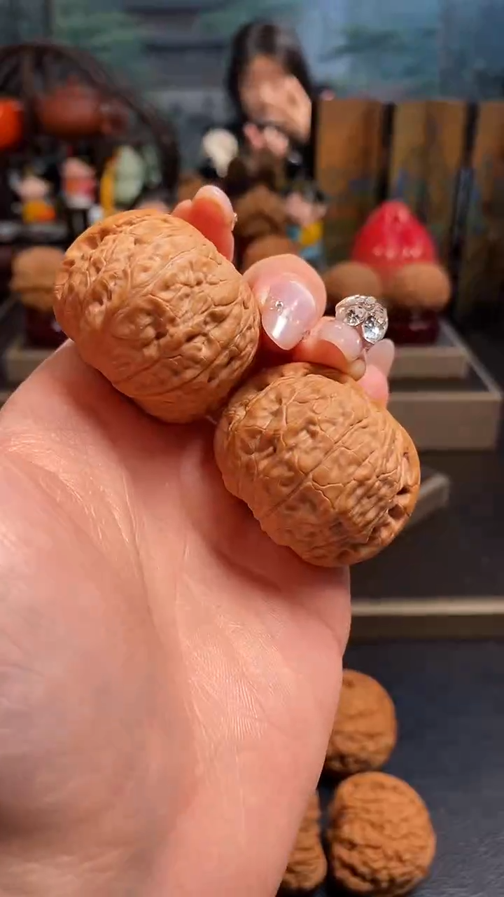 【闪购商品】文玩核桃吊坠K450乾隆磨38