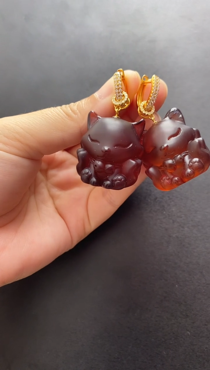 裸石琥珀未镶嵌耳坠