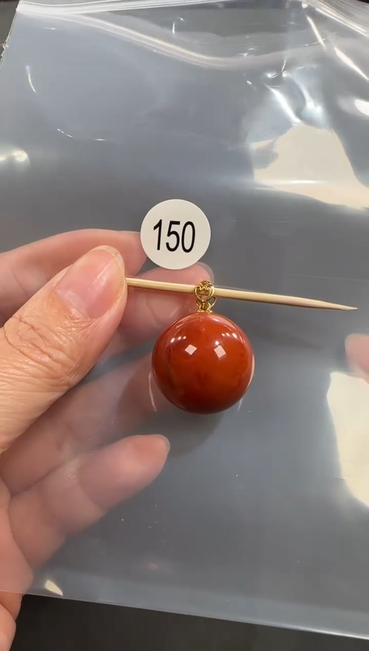 18K金镶嵌南红玛瑙珠宝半成品千**尘原矿无优化无胶裂单珠吊坠