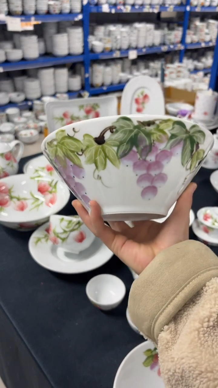 景德镇手绘釉中彩（食品级） 大斗笠面碗