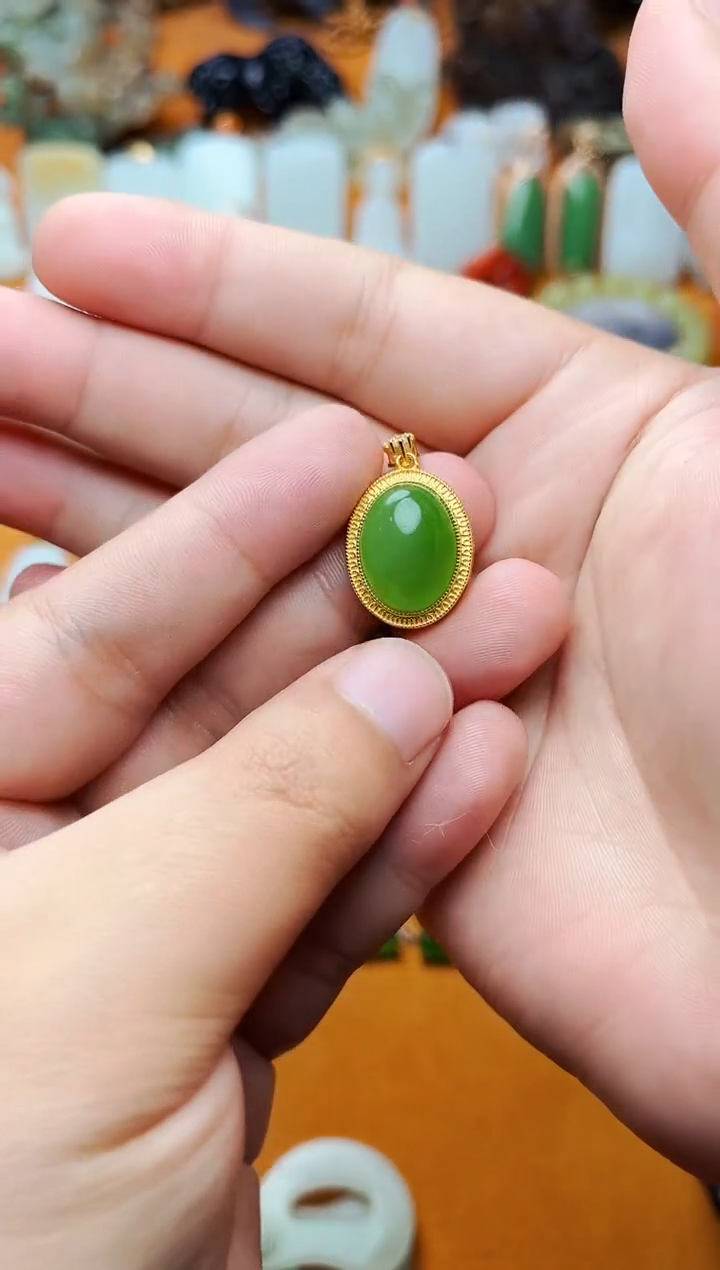 【闪购商品】和田玉颈饰银S925镶嵌吊坠