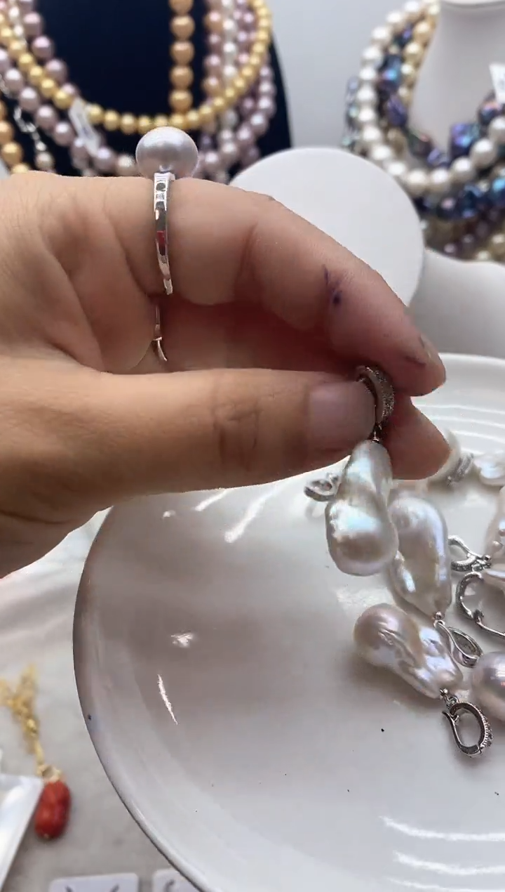 【闪购商品】淡水珍珠颈饰钛钢57