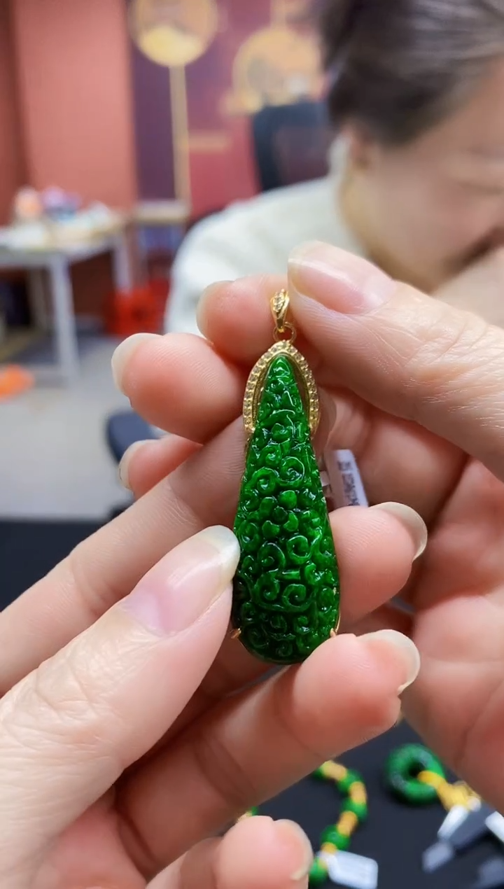 颈饰未镶嵌翡翠翡翠吊坠-87