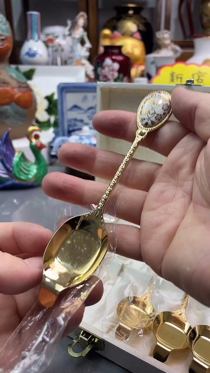 瓷片勺子一一一一