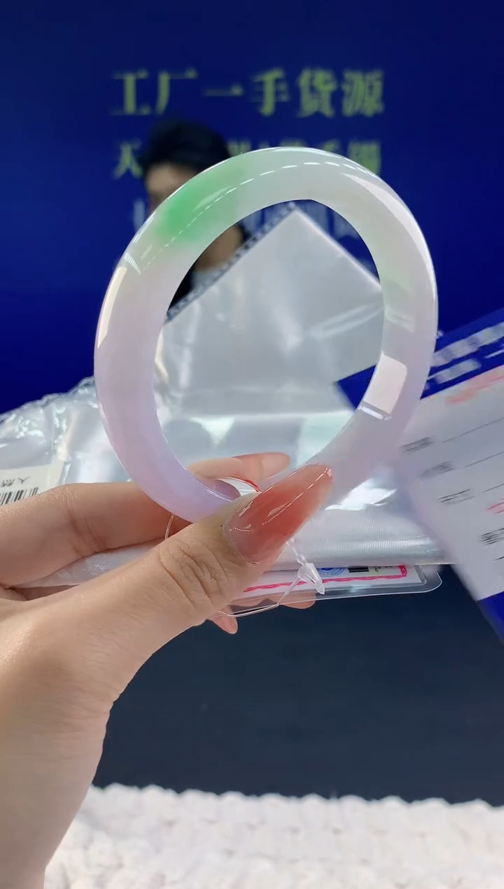 【闪购商品】翡翠手镯未镶嵌天然A货翡翠40