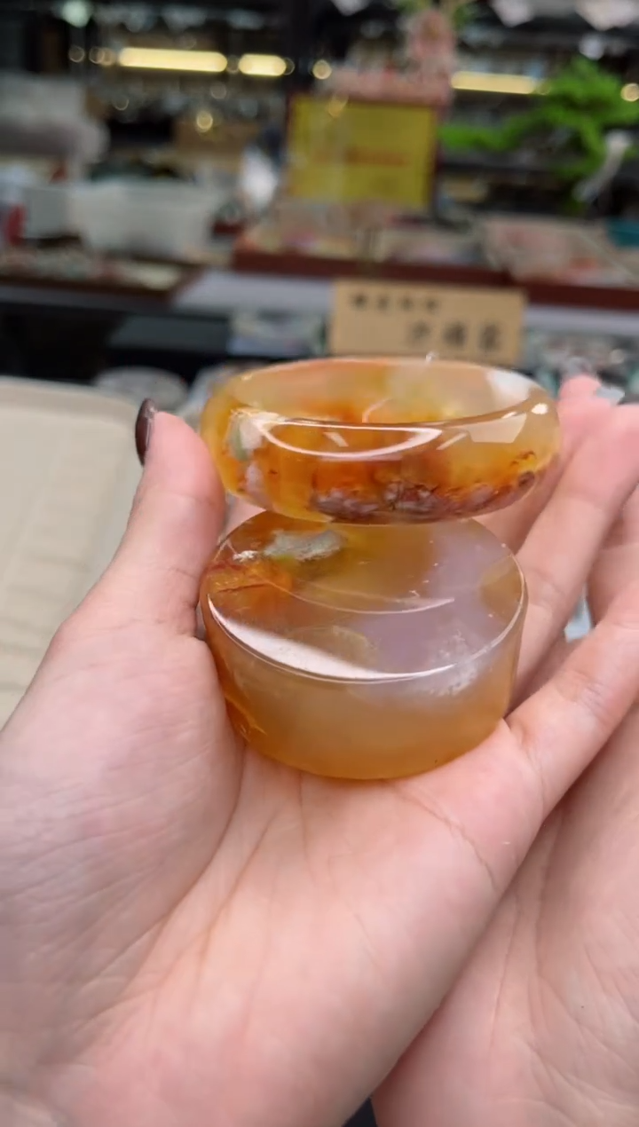 石英质玉手镯未镶嵌61圈口（赠品镯心）6674120