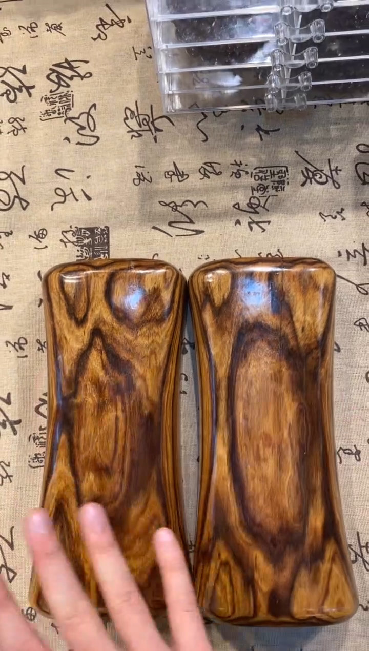 花梨木类枕头0000