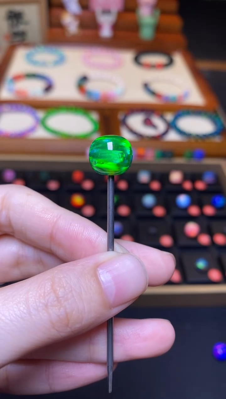 【闪购商品】树脂制品11*12mm人工欧泊老型44