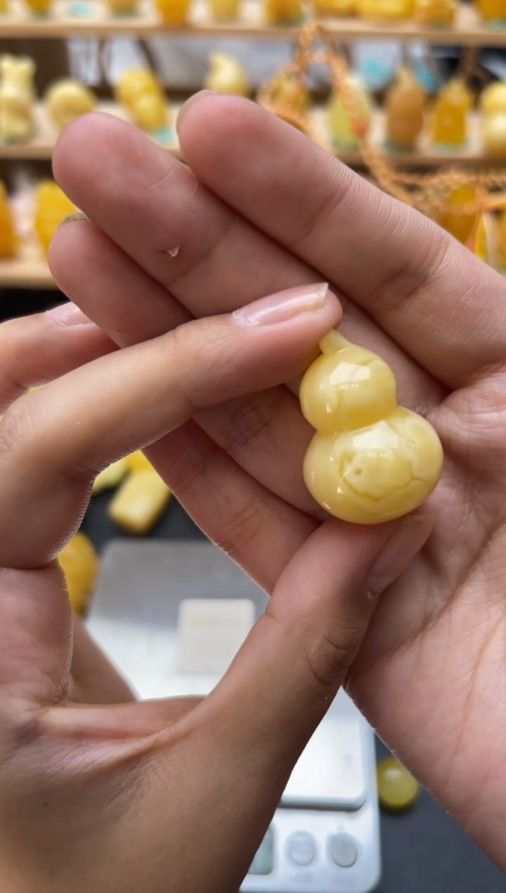 琥珀未镶嵌珠宝奇石121琥珀蜜蜡微瑕