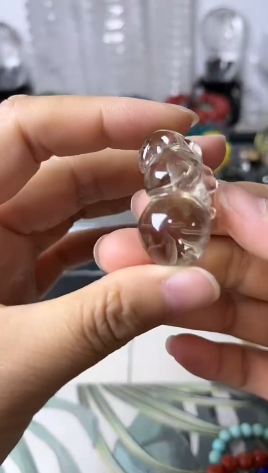 【闪购商品】水晶颈饰未镶嵌矿坑
