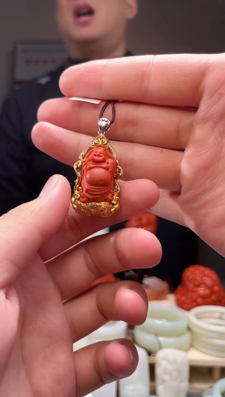 颈饰未镶嵌南红玛瑙吊坠