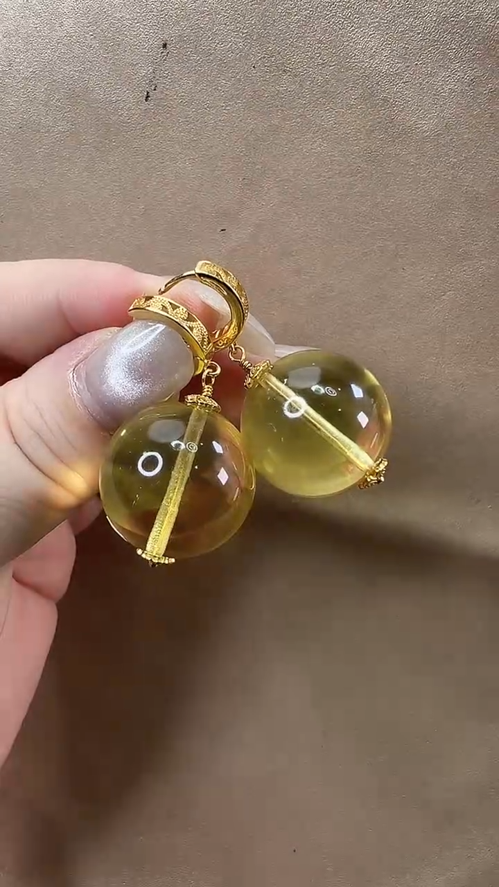 琥珀颈饰未镶嵌耳环