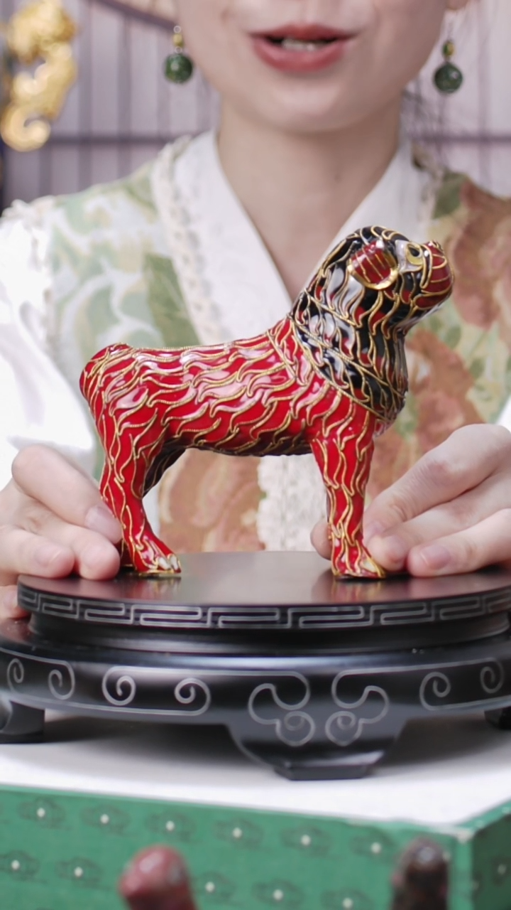 【闪购商品】非遗技艺 景泰蓝花丝狗红色