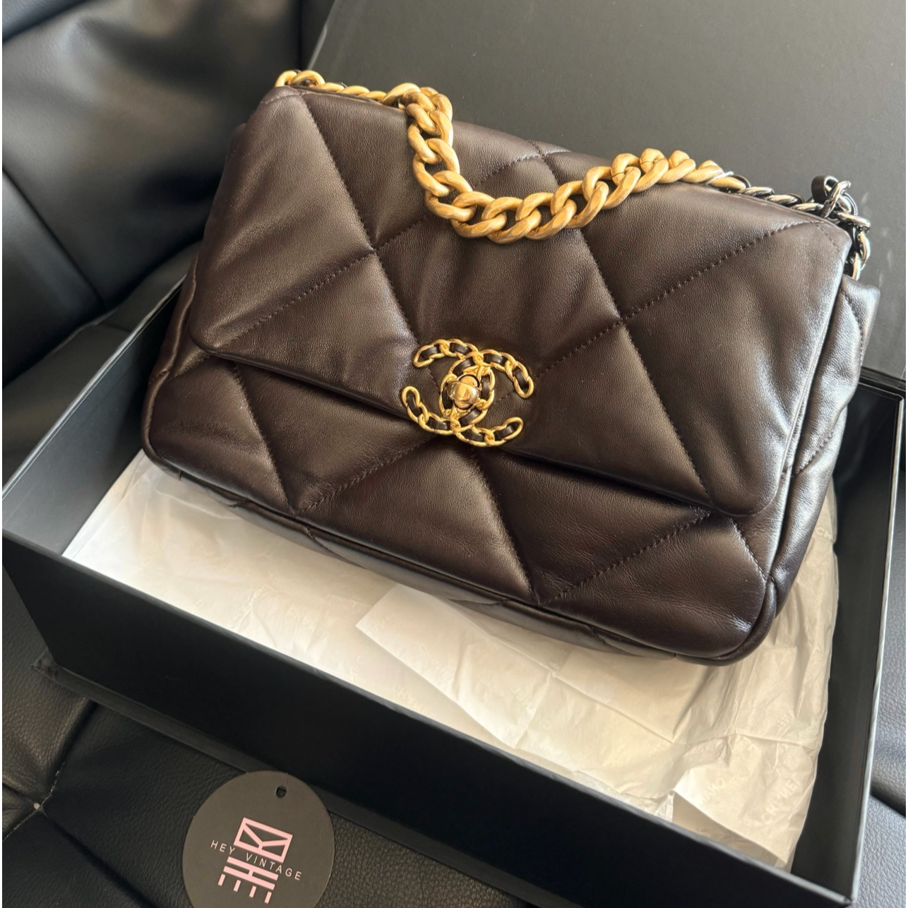 99新 Chanel/香奈儿 24期乌木色金扣小号19bag包 26cm 17938786
