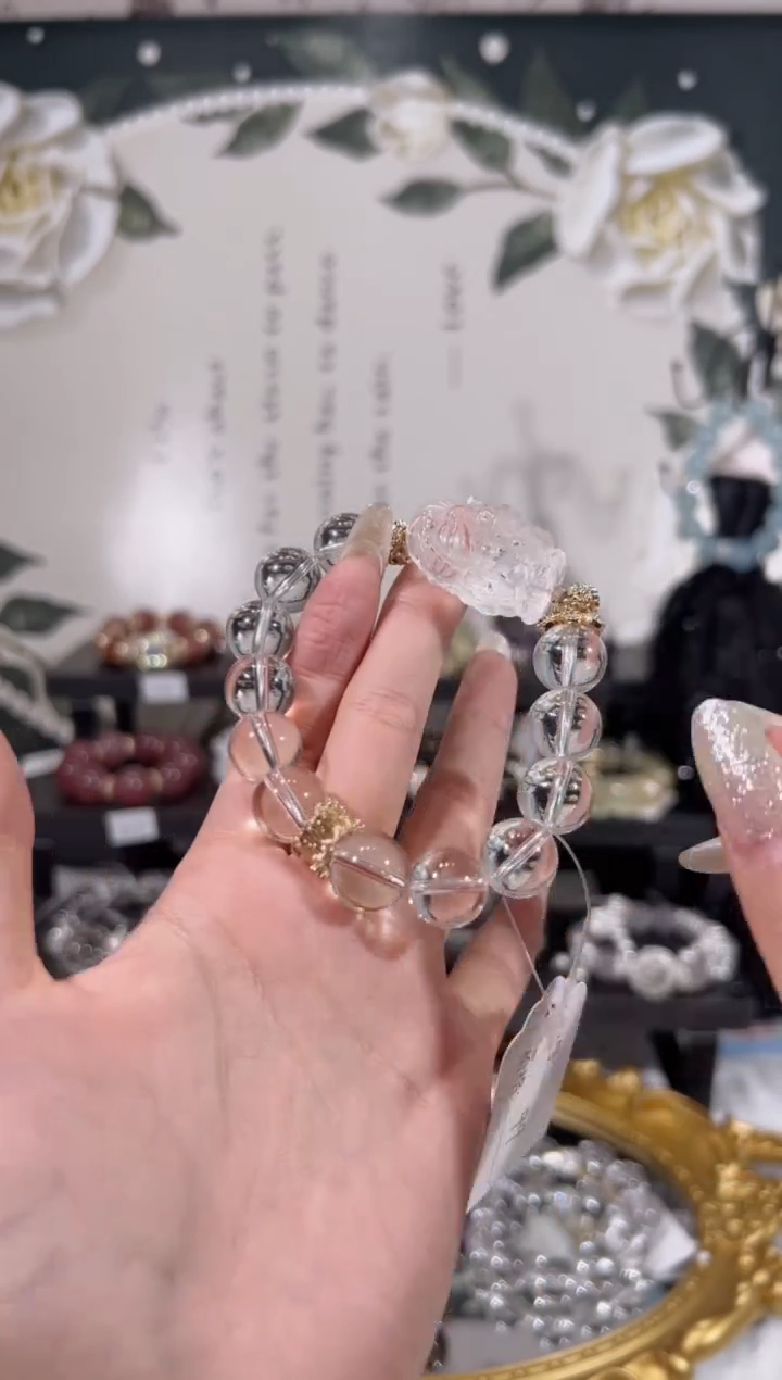 【闪购商品】水晶手链未镶嵌天然水晶默认微瑕 多样性发货发其一