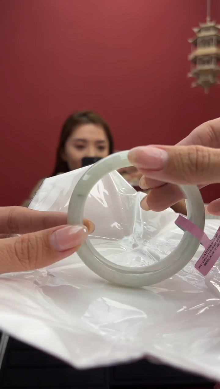 【闪购商品】翡翠手镯未镶嵌9手镯