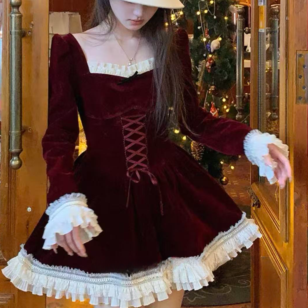 婷婷家法式氛围感时尚拼接显瘦丝绒连衣裙秋冬新款收腰绑带褶皱裙