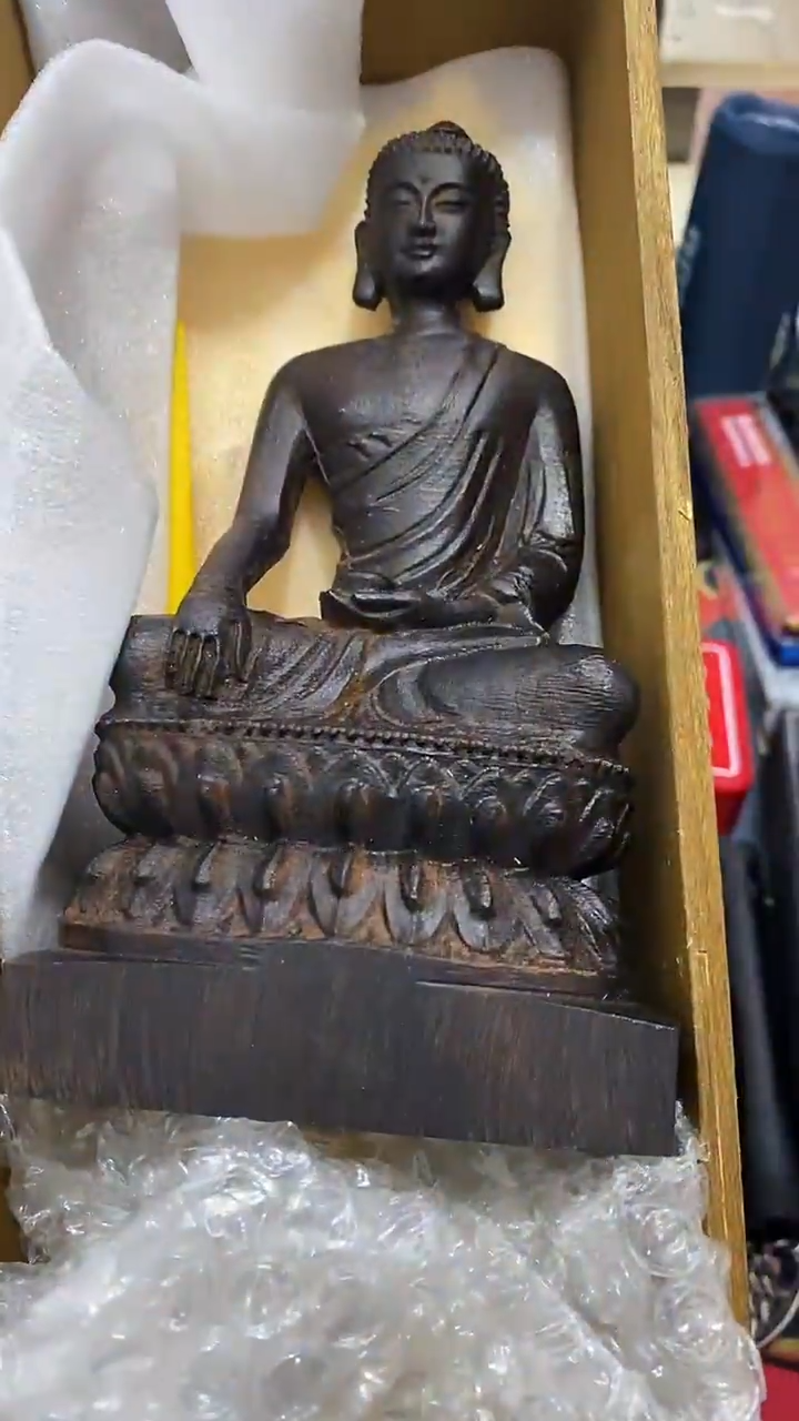 瓷片闪购商品 如图所示