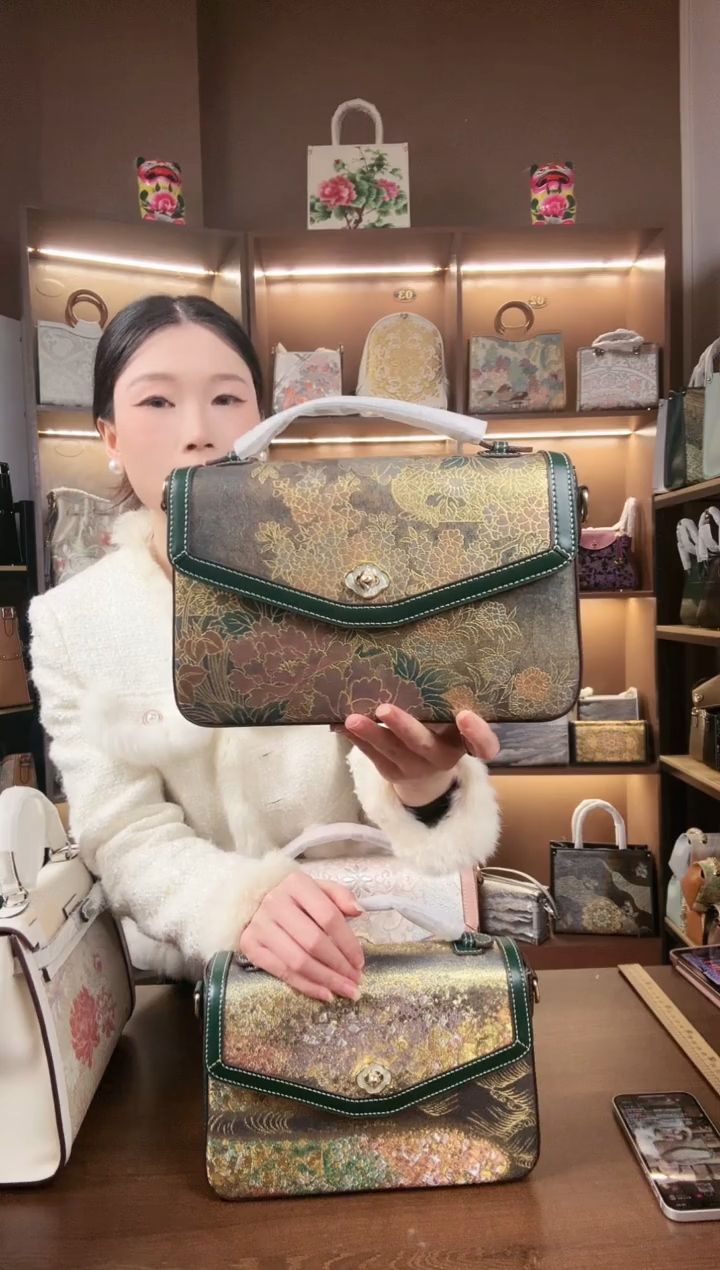 【闪购商品】织绣【5号】岁玺子兮头层牛皮 邮差包